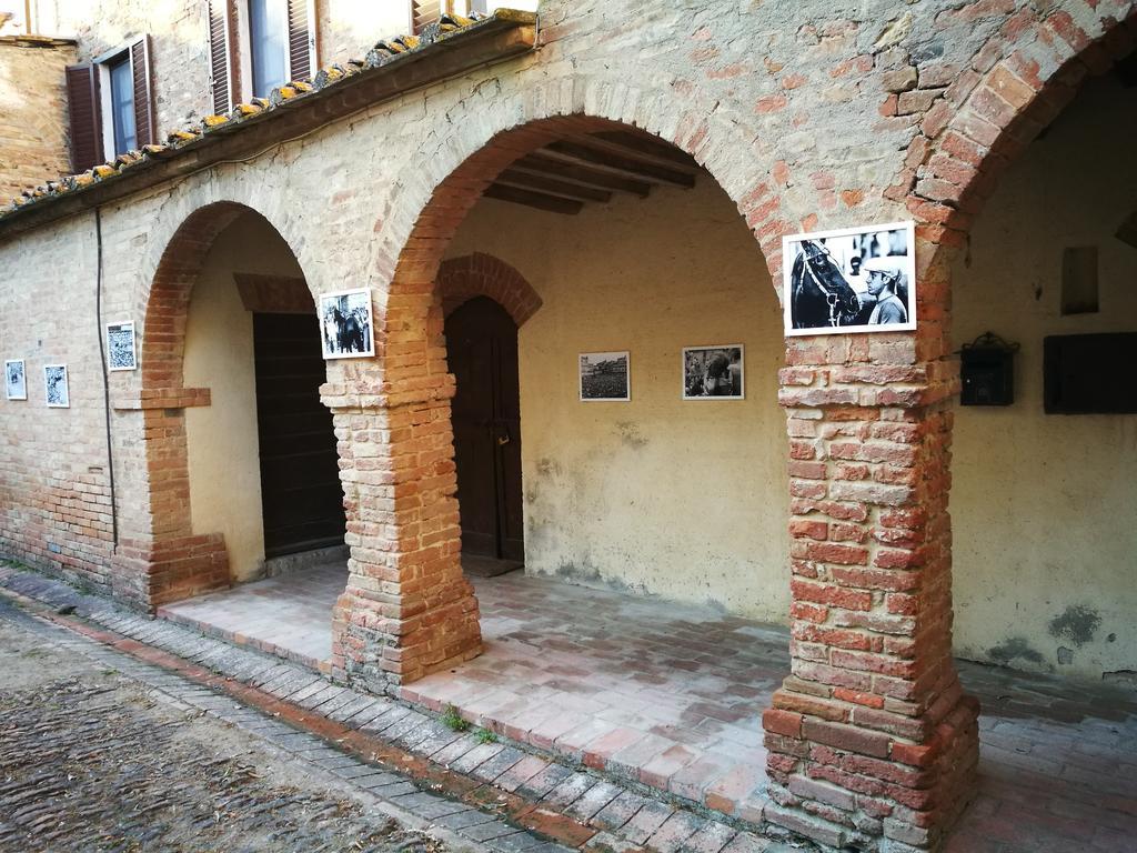 Agriturismo Castello Saltemnano Buonconvento Exterior foto
